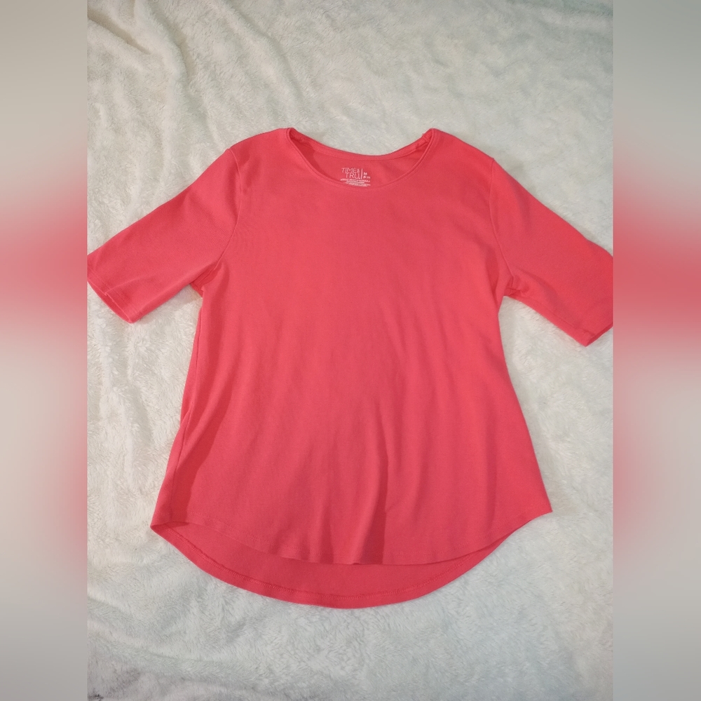 Quarter sleeve shirt